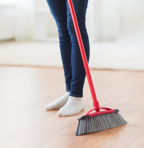 Sweep laminate flooring | The Carpet Stop